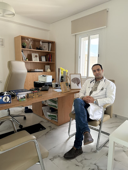 طبيب أعصاب
